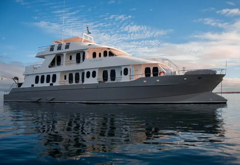 Galapagos Islands Southern Route Cruise Aboard MC Alya