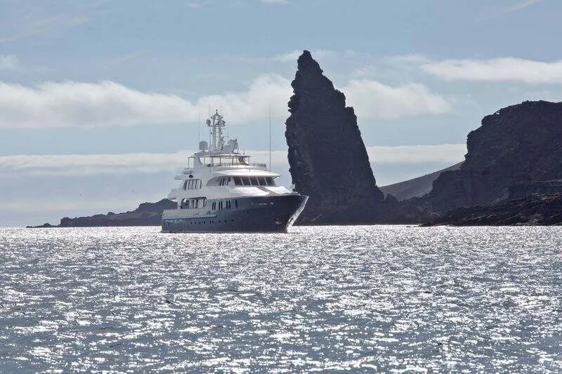 Ecuador and East Galapagos Sea Cruise 