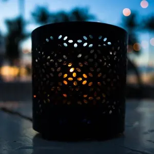 beachside bar table with candlelight