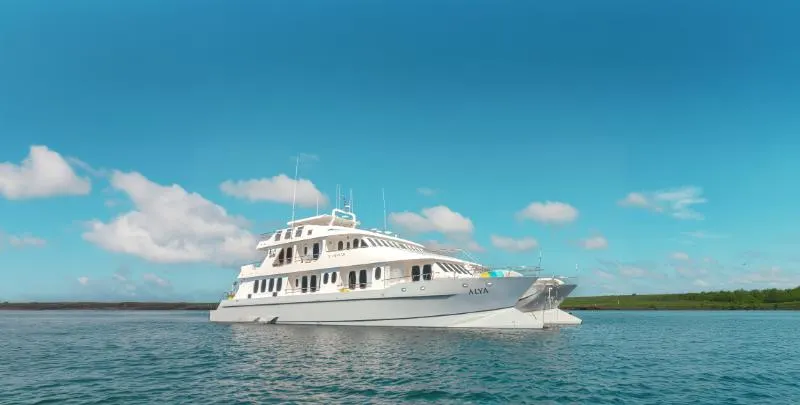 Galapagos Western Route Cruise Aboard MC Alya