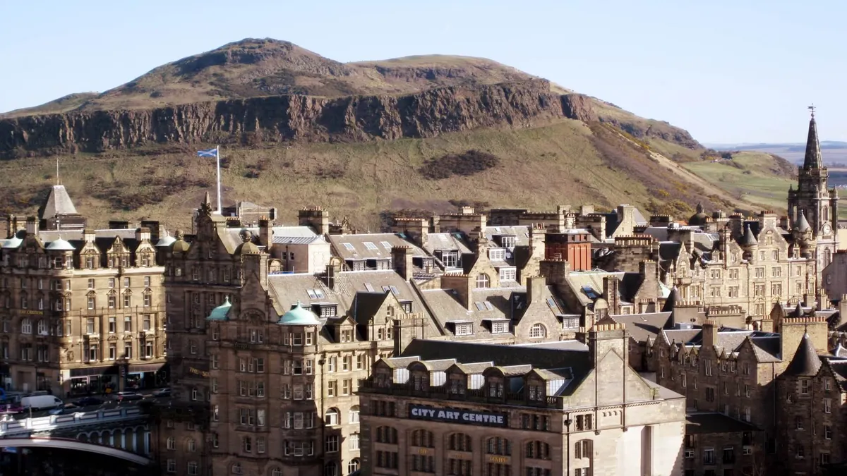 Private Journey to Explore Scotland's Castles