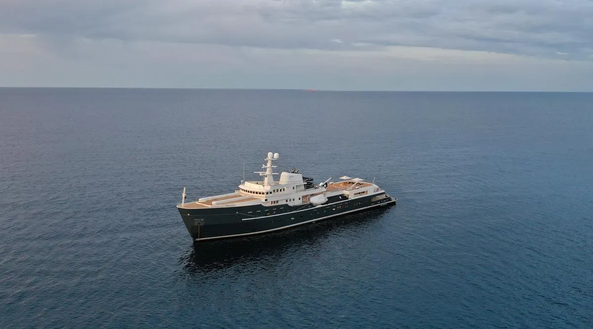 Tanzania Classic Meets a Grand Ocean Crossing