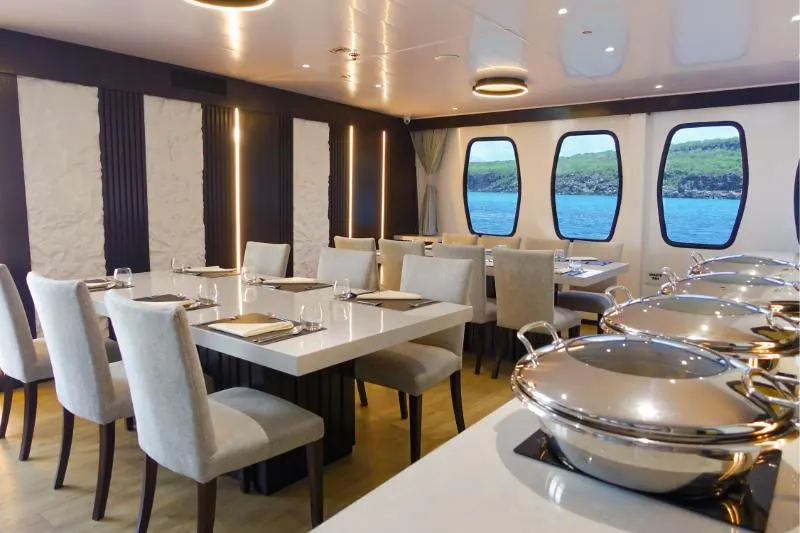 Galapagos Islands Southern Route Cruise Aboard MC Alya