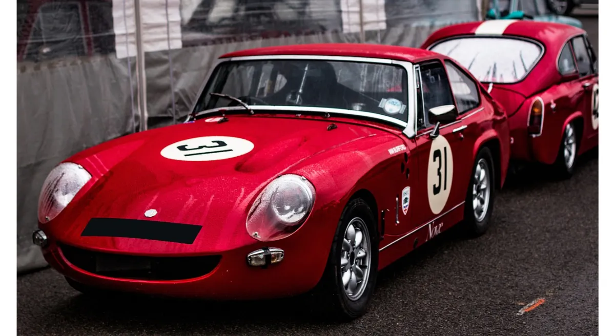 Paris and Le Mans 2027 Race Escapade