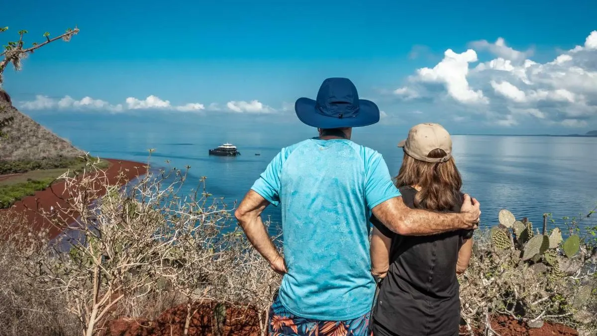 Western Galapagos Wildlife and Volcanic Wonders Cruise