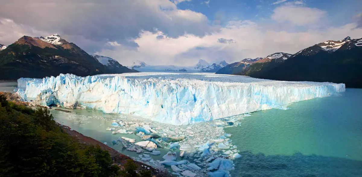 Highlights of Patagonia Escorted Vacation