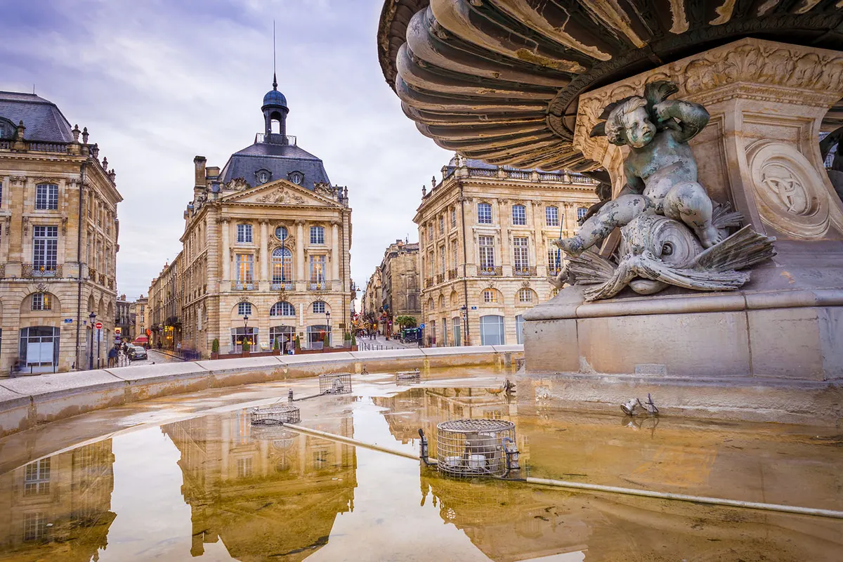 Private Historical Walking Tour of Bordeaux