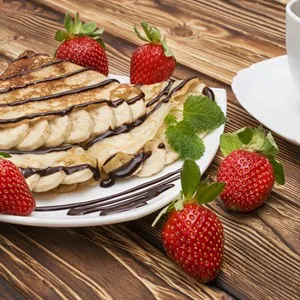 Crepes with Banana and strawberries