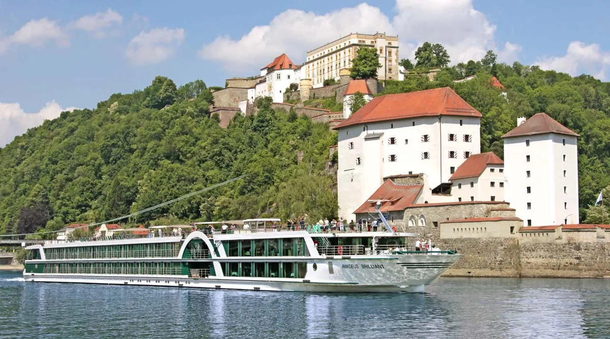 Classical Danube River Cruise and Munich