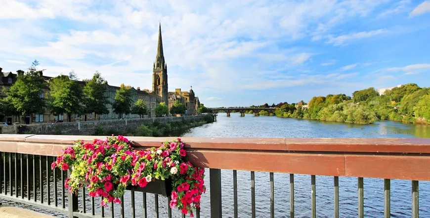 Discover Scotland Castles and Manors Self Drive Vacation