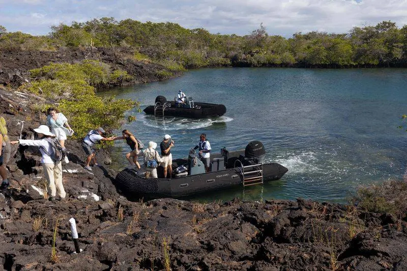 Ecuador and East Galapagos Sea Cruise 
