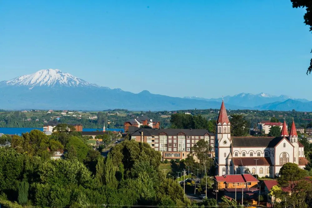 Patagonia Buenos Aires and Santiago Explorer