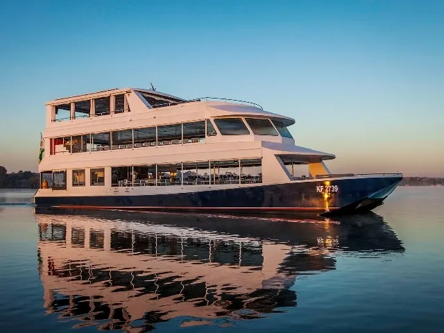 Great Rail Journey Aboard the Pride of Africa from Pretoria to Victoria Falls