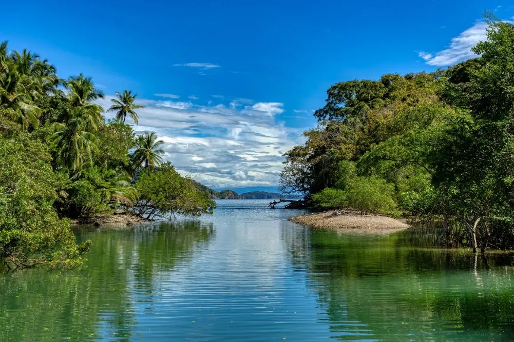 Limon Beach Escapade