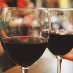 Le 5 Wine Bar