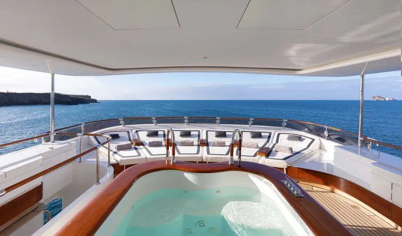 Ecuador and East Galapagos Sea Cruise 