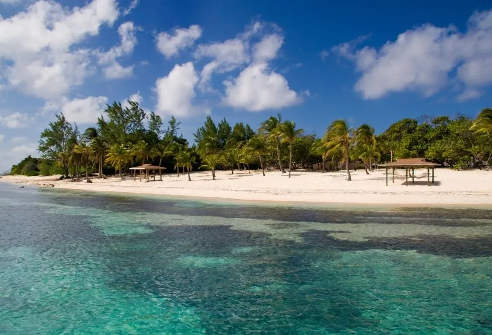 Cayman Brac photo 10