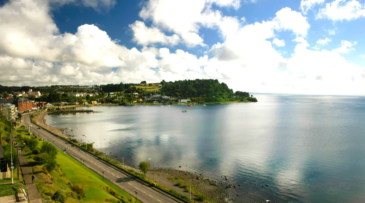 Chiles Lake District and Easter Island Explorer