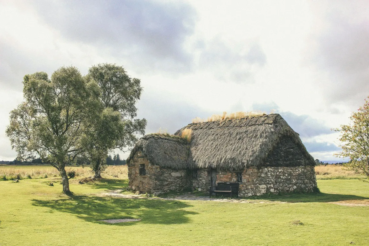 Circle Scotland Journey by Rail Edinburgh to Glasgow with Skye