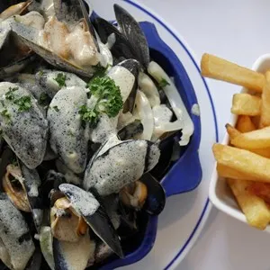Moules frites - Mussels with french fries - Picture