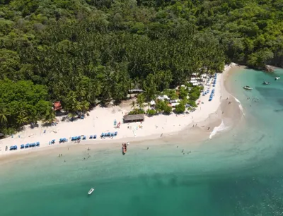 Limon Beach Escapade
