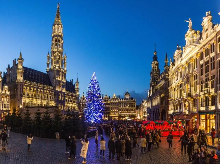 London and Brussels Christmas Markets Explorer