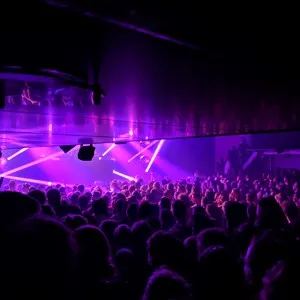 people dancing in a nightclub