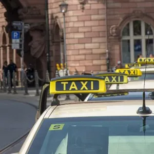 Taxi