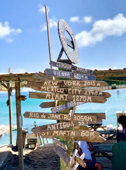 Saint Kitts & Nevis