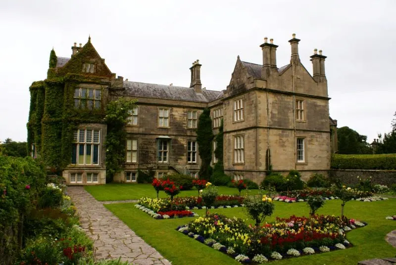 Private Journey to the Gardens of Ireland in Autumn