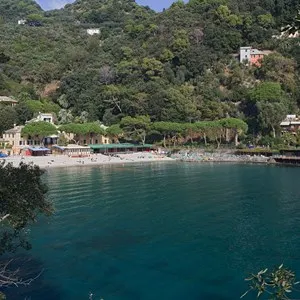 Paraggi Beach