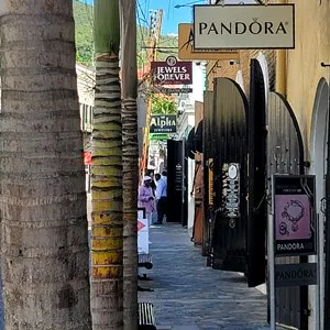 Back Street, Charlotte Amalie