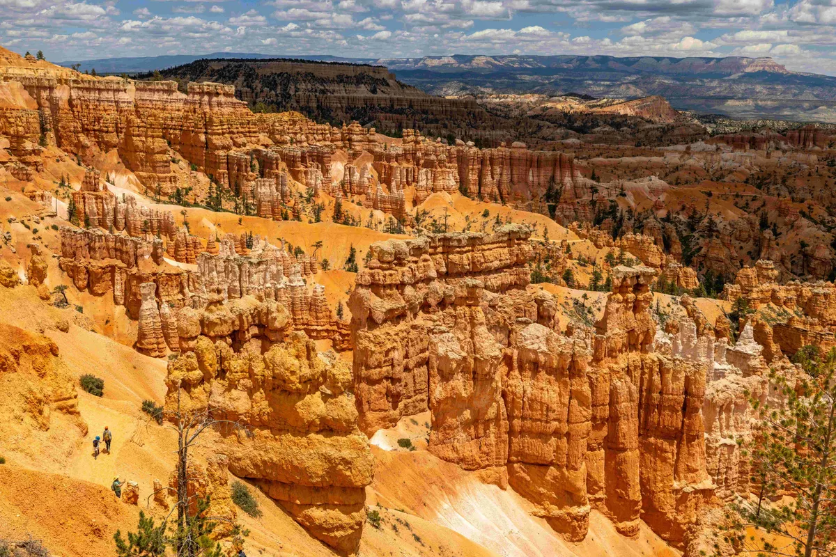National Parks and Rockies To The Red Rocks Great Rail Journey