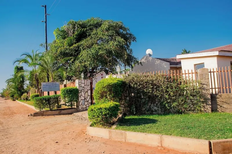 Main photo of Mosi-O-Tunya Executive Lodge hotel