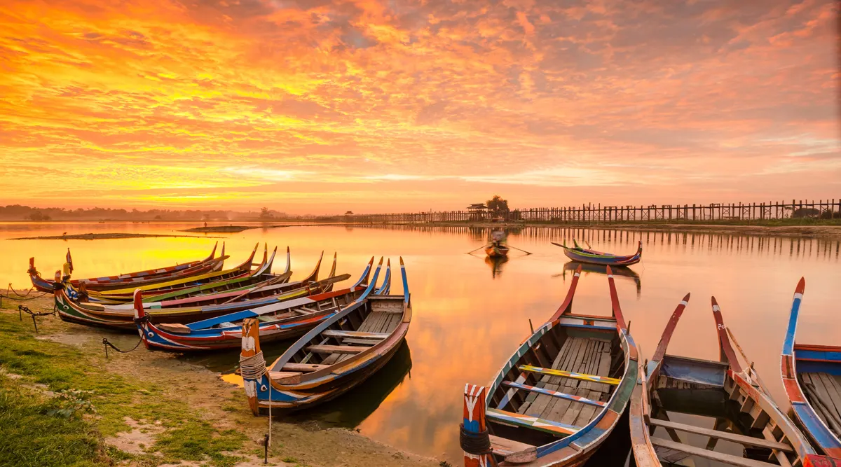 Taste of Bagan and Mandalay Cruise