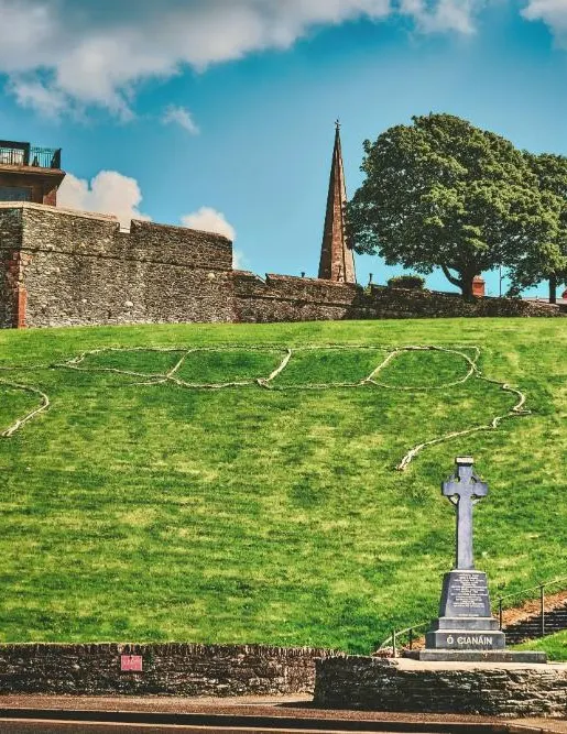 Derry photo 7