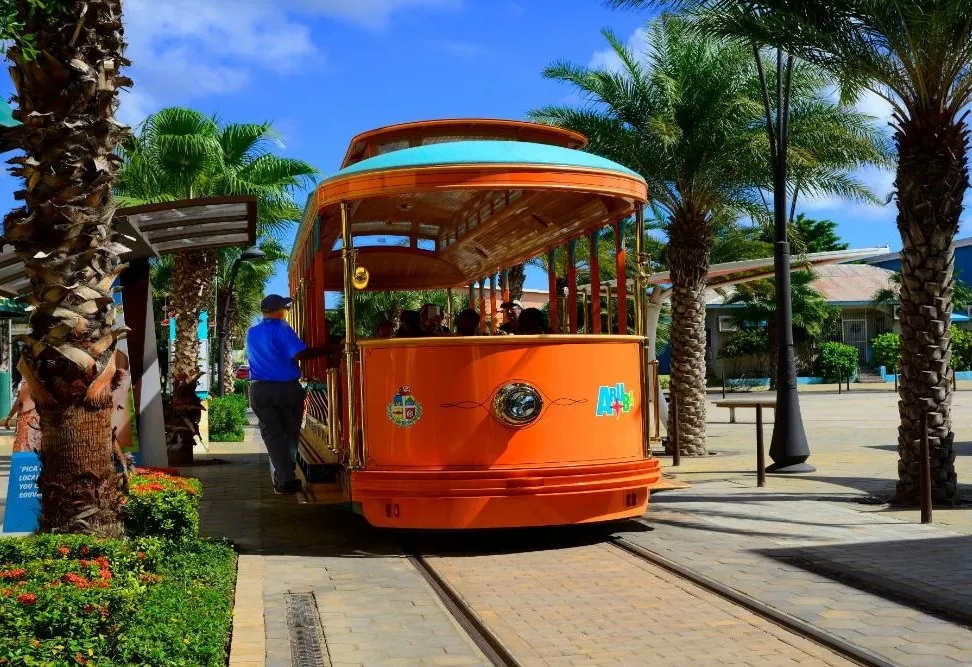 Oranjestad photo 8