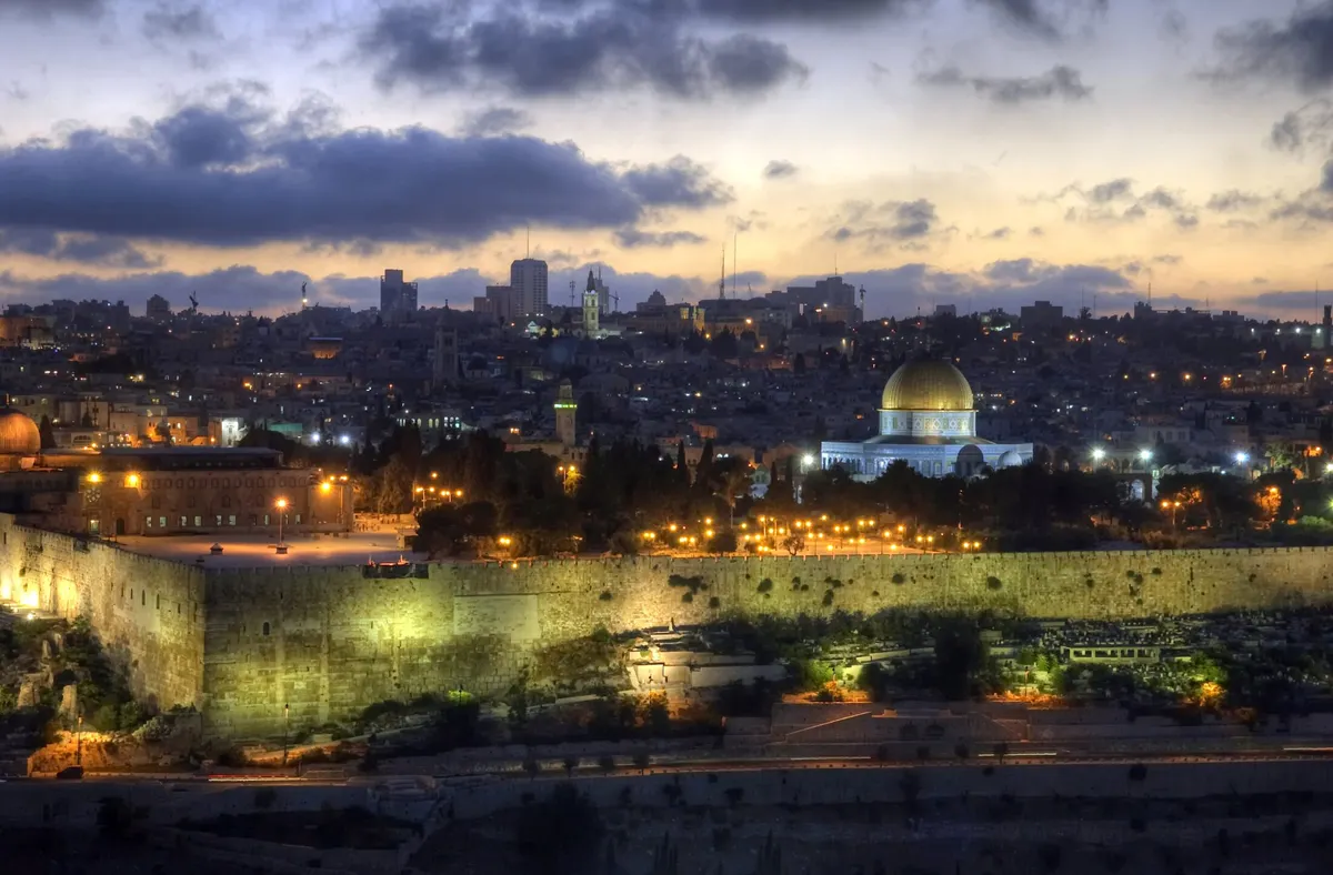 Tel Aviv and Jerusalem Explorer