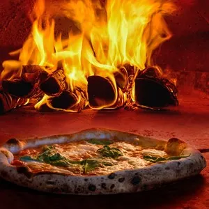 Julius Pizzeria