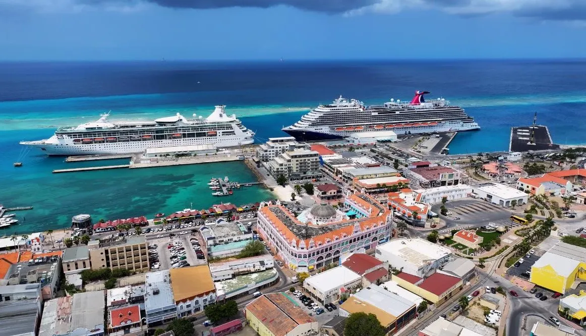 Oranjestad photo 6