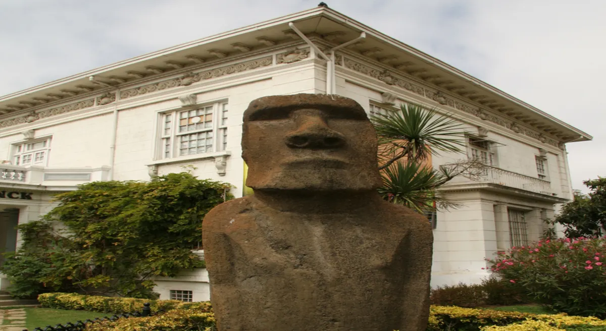 Santiago Mendoza Patagonia and Buenos Aires Explorer