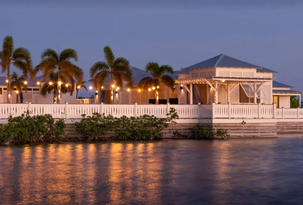 Barefoot in Belize: A Luxury Island Escapade