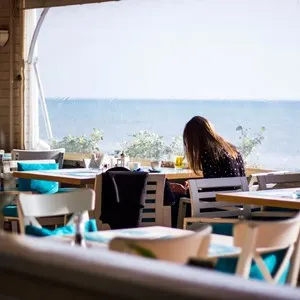 Emilio's Cafe