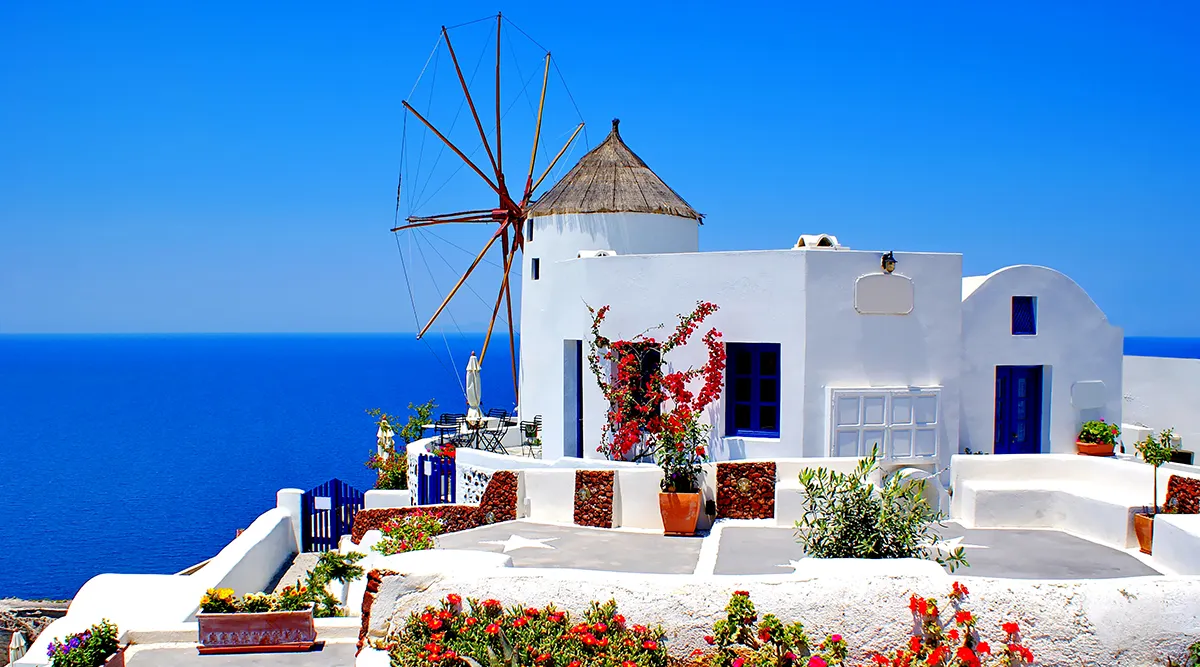 Luxury Athens and Santorini