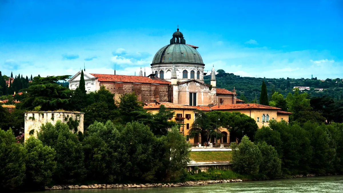Venice Verona and Lake Garda Escapade