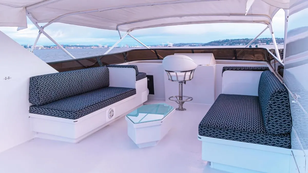 Western Galapagos Wildlife and Volcanic Wonders Cruise