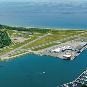 Billy Bishop Toronto City Airport (YTZ)