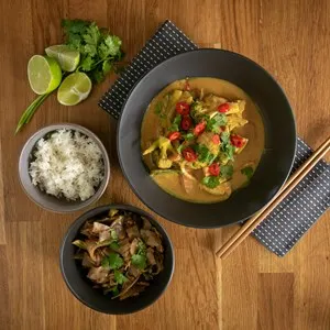 chicken coconut soup