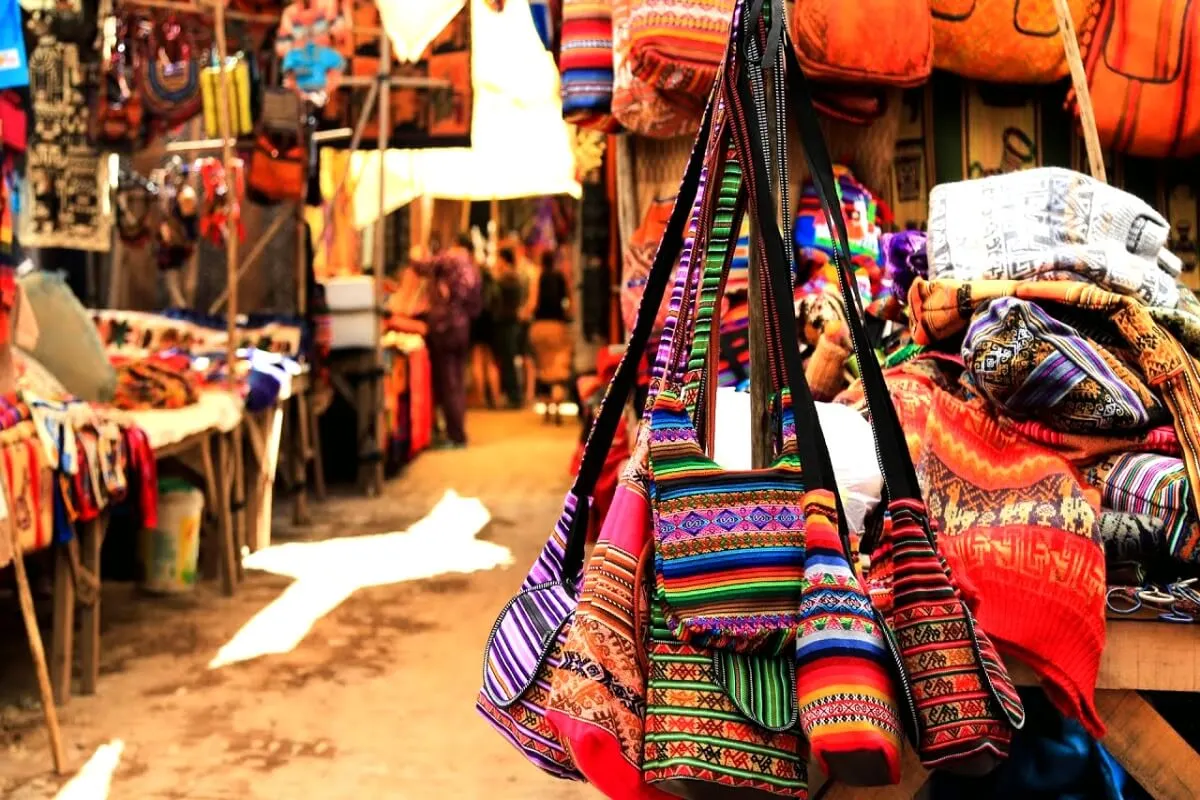 Peruvian Explorer