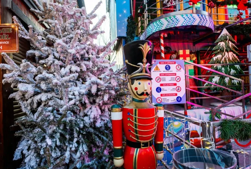 Festive Escapade Exploring Christmas Markets of England